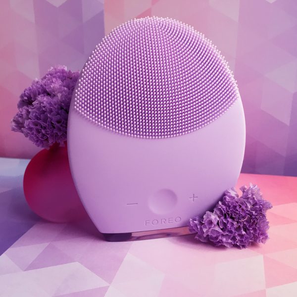 Luna Beauty, Moon Magic Check Out Foreo's New Cleansing Device